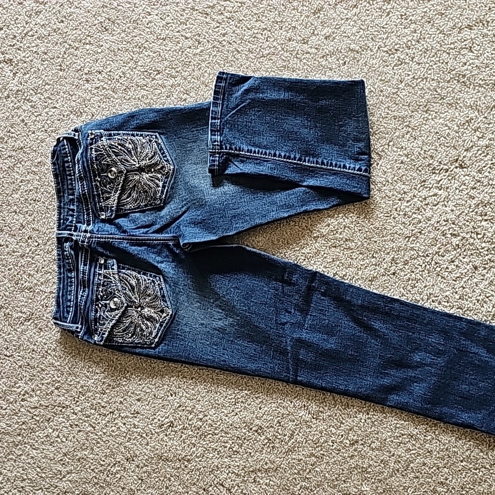 Jeans - Picture 2 of 6